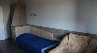 Гостиница на Солнечной Поповка Бюджетный двухместный номер с 2 отдельными кроватями-3